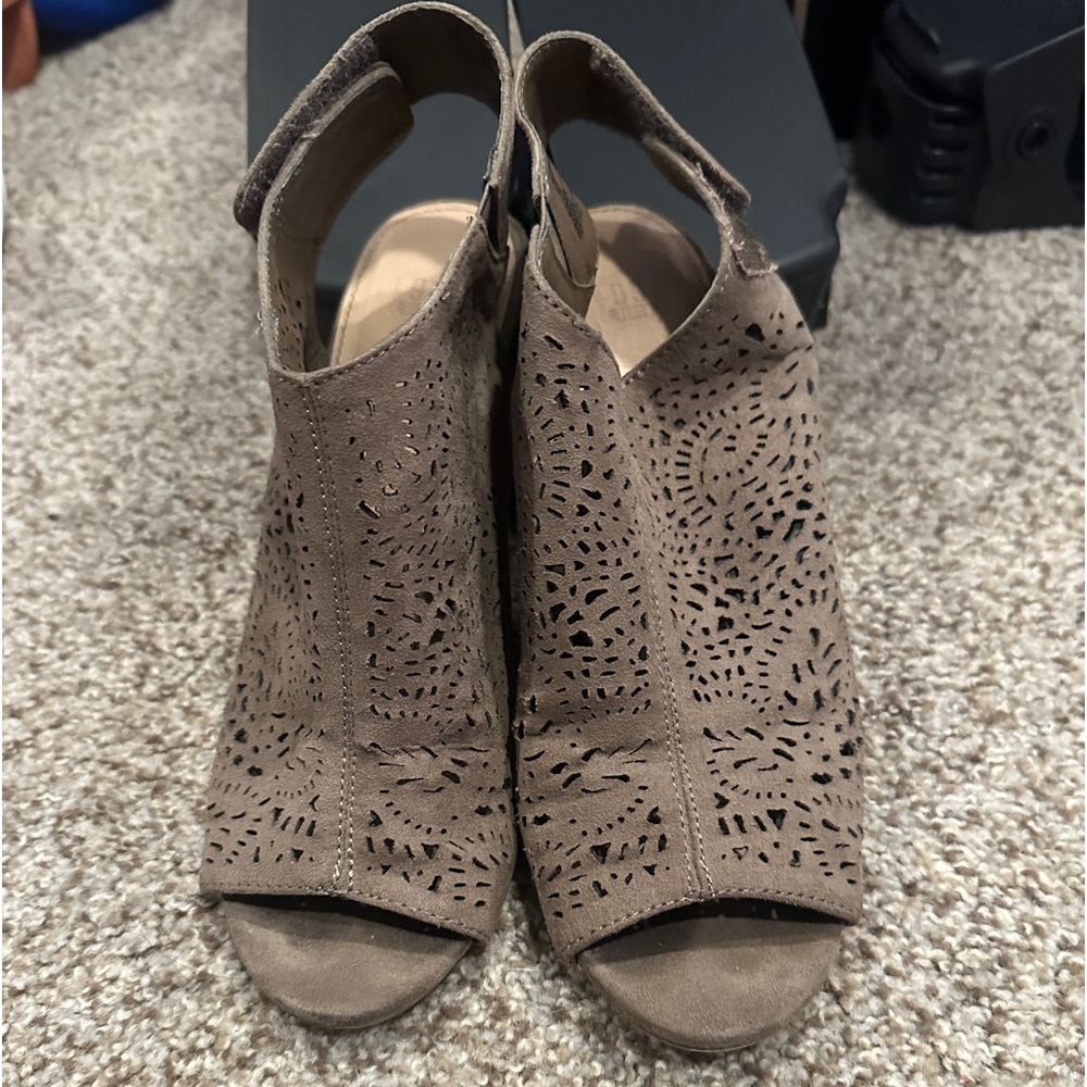 Route 66 Sling Back Block Heel